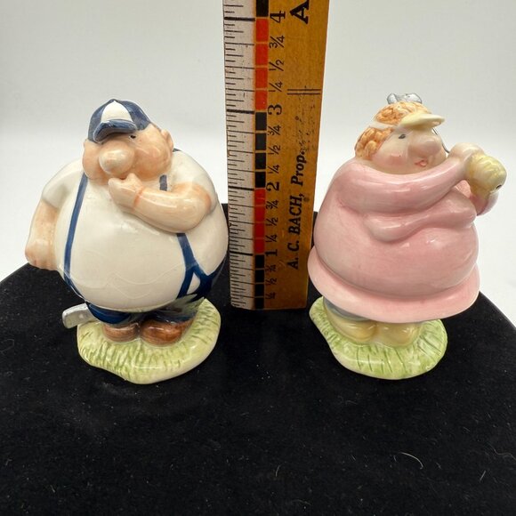 Whimsical Chubby Golf Couple with Clubs Salt Pepper Shakers Ceramic - Picture 10 of 10